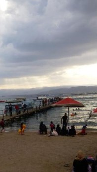 öffentlicher Badestrad Aqaba, Abendstimmung mit Wolken